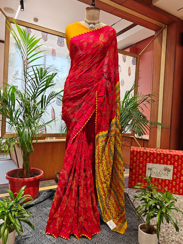 Red Bandhani Saree with Katha Work – Gajji Silk, Handmade Tie & Dye (Handloom)