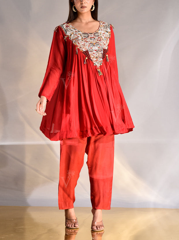 Red Wrinkle Crepe Embroidered Suit Set
