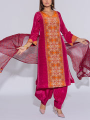 Pink Crepe Printed Suit Set